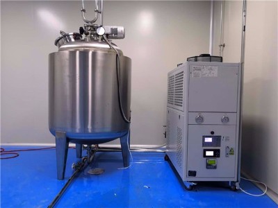 反應釜如何實現快速升降溫？歐能機械速冷速熱模溫機